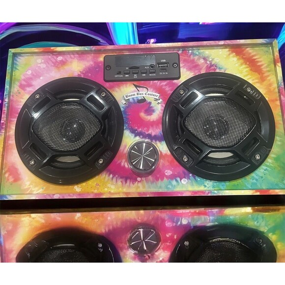 Boom BOX COUTURE Wireless, Blue Tooth Connectivity, Aux, USB, DC 5V, Works - Picture 3 of 12